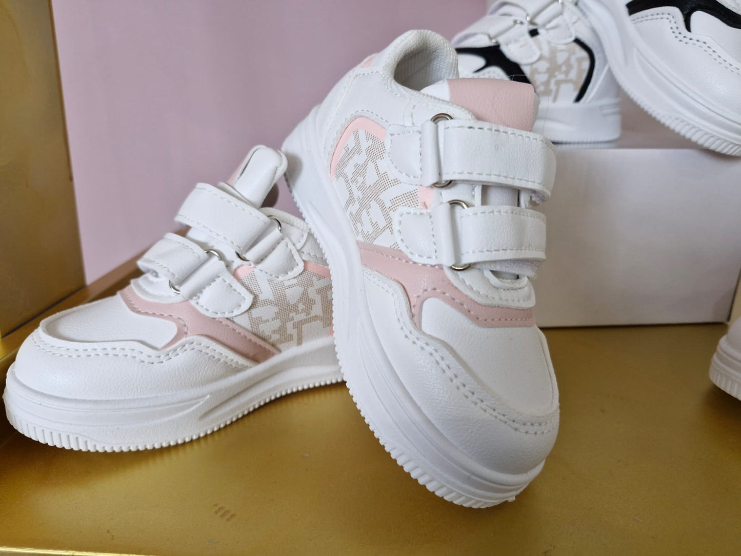 Stylish and Secure: White Sneakers for Kids