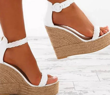 wide fit Women's Wedge Sandals